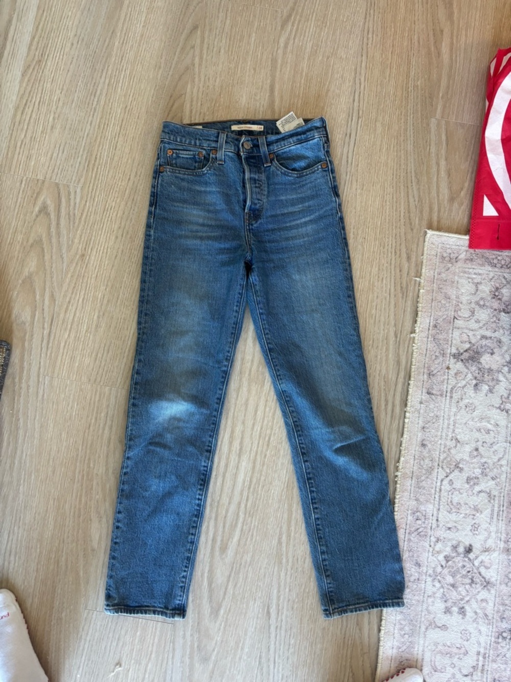 Levi’s Wedgie Straight Denim Jeans - Picture 5 of 5